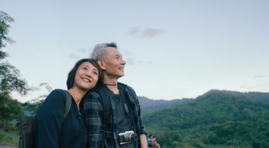 2 people hugging